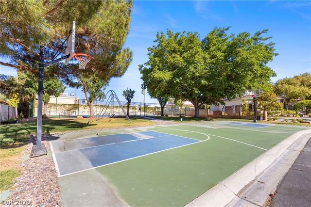 812 Trotter Circle, Las Vegas, NV 89107