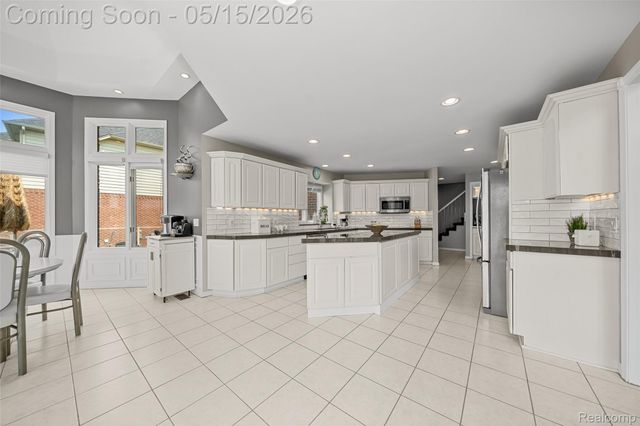 52455 Indian Summer Drive, Chesterfield Township, MI 48051