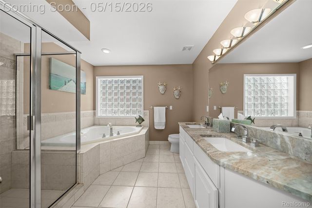 52455 Indian Summer Drive, Chesterfield Township, MI 48051