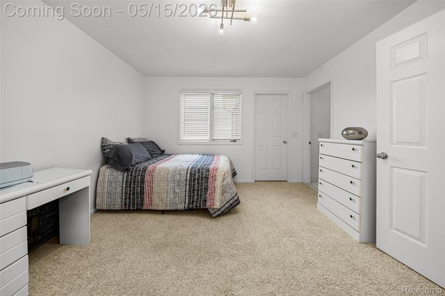52455 Indian Summer Drive, Chesterfield Township, MI 48051
