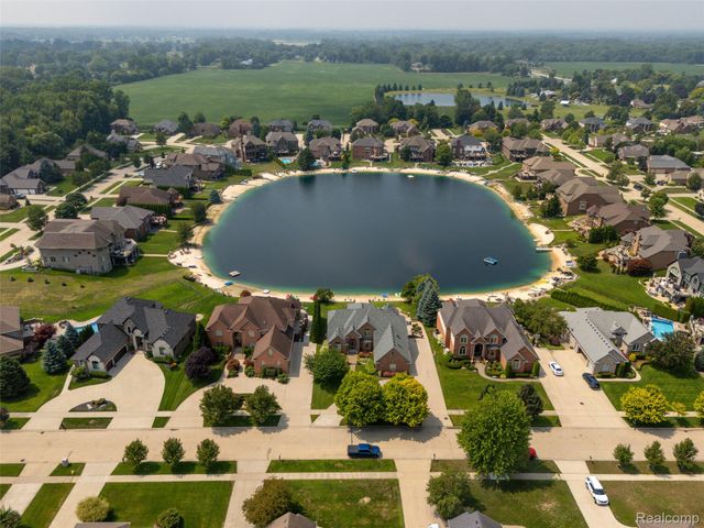 52455 Indian Summer Drive, Chesterfield Township, MI 48051