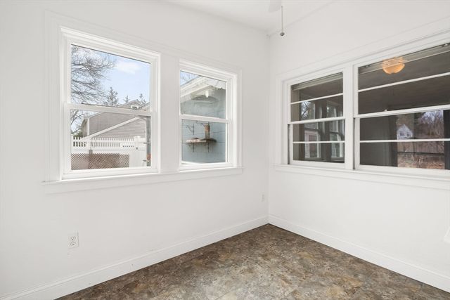 25 Lakeview Ave, Holbrook, MA 02343