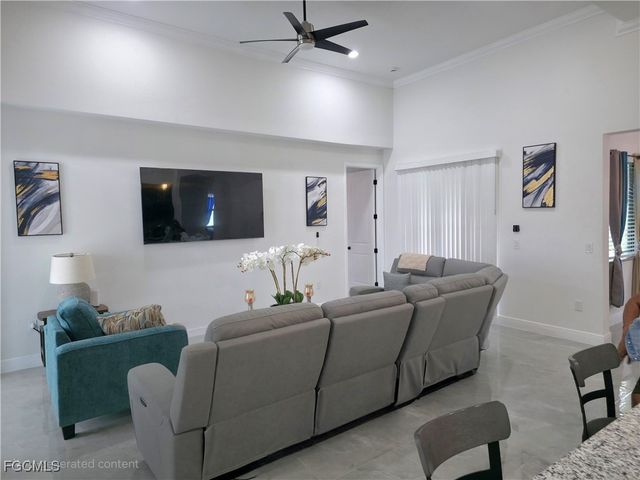 2806 15th ST W, Lehigh Acres, FL 33971