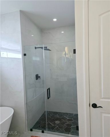 2806 15th ST W, Lehigh Acres, FL 33971