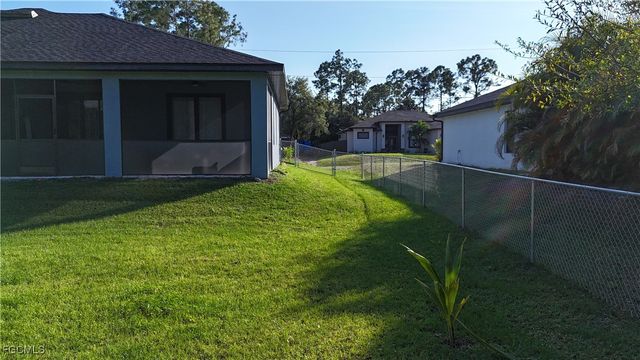 2806 15th ST W, Lehigh Acres, FL 33971