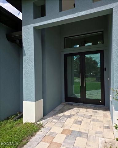 2806 15th ST W, Lehigh Acres, FL 33971