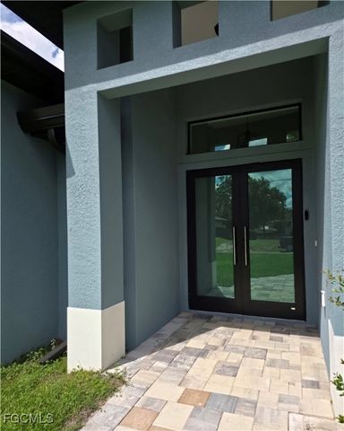 2806 15th ST W, Lehigh Acres, FL 33971