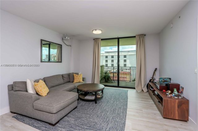 1300 Ponce De Leon Boulevard 500, Coral Gables, FL 33134