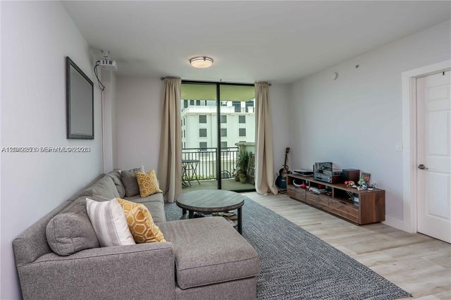 1300 Ponce De Leon Boulevard 500, Coral Gables, FL 33134