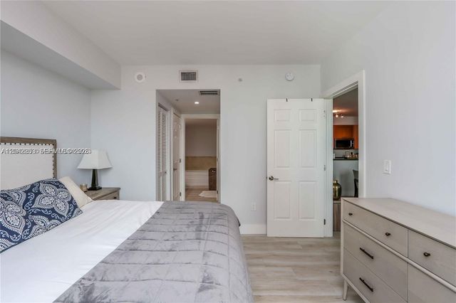 1300 Ponce De Leon Boulevard 500, Coral Gables, FL 33134