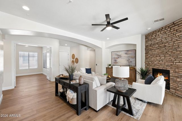 16195 W Glenrosa Avenue, Goodyear, AZ 85395