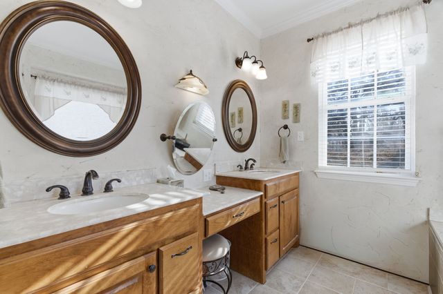 240 Johnson Bend Road, Weatherford, TX 76088