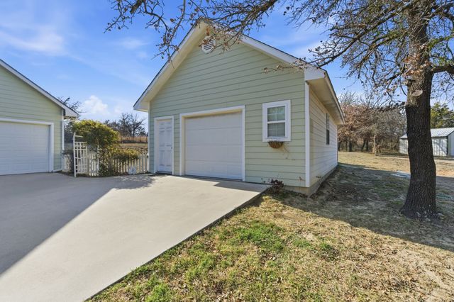 240 Johnson Bend Road, Weatherford, TX 76088