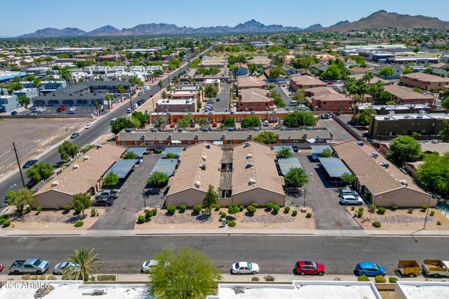 3027 E GRANDVIEW Road 1, Phoenix, AZ 85032