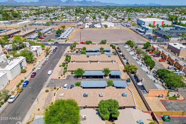 3027 E GRANDVIEW Road 1, Phoenix, AZ 85032