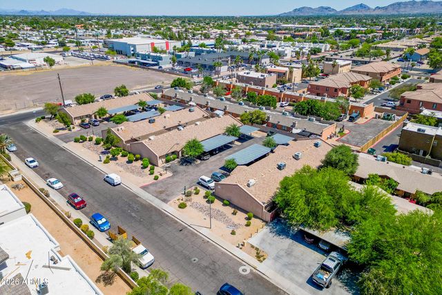 3027 E GRANDVIEW Road 1, Phoenix, AZ 85032