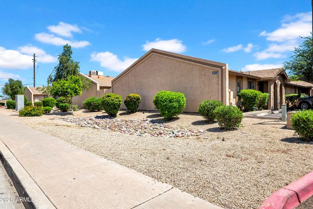 3027 E GRANDVIEW Road 1, Phoenix, AZ 85032