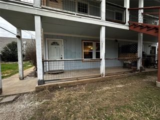 11006 1st ST A, Jonestown, TX 78645