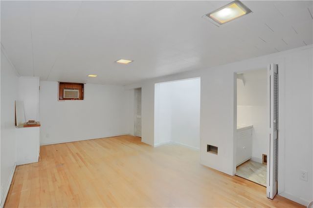 203 E Sheridan Ave, New Castle, PA 16105