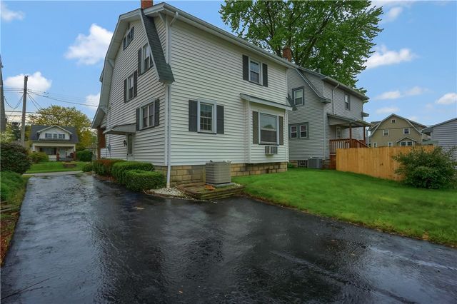 203 E Sheridan Ave, New Castle, PA 16105