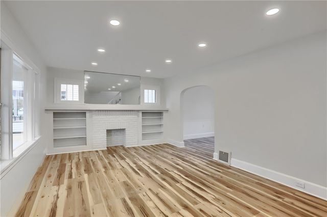 203 E Sheridan Ave, New Castle, PA 16105