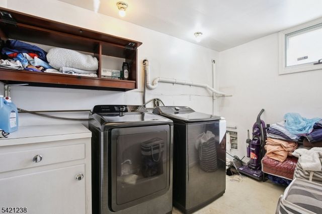 74 Maple Ln, Hardwick Twp., NJ 07825