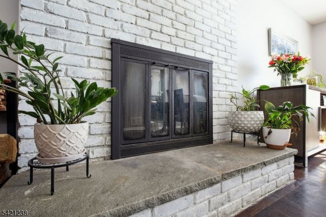 74 Maple Ln, Hardwick Twp., NJ 07825