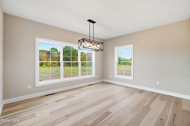 2 Welding Way, Colonie, NY 12047