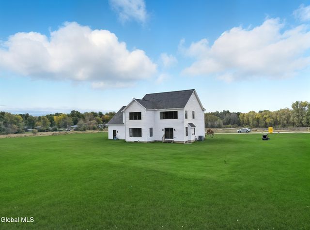 2 Welding Way, Colonie, NY 12047