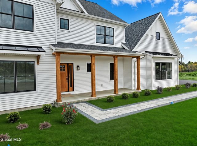 2 Welding Way, Colonie, NY 12047