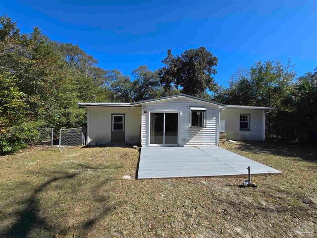 612 Pelham Rd, Pensacola, FL 32507