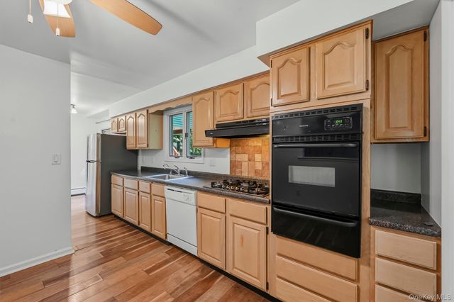 143 Pineview Avenue, Bardonia, NY 10954