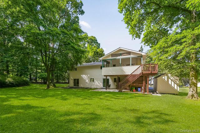 143 Pineview Avenue, Bardonia, NY 10954