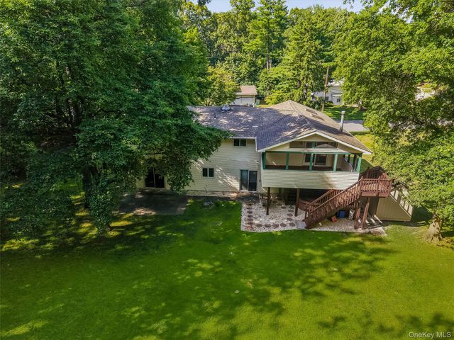 143 Pineview Avenue, Bardonia, NY 10954