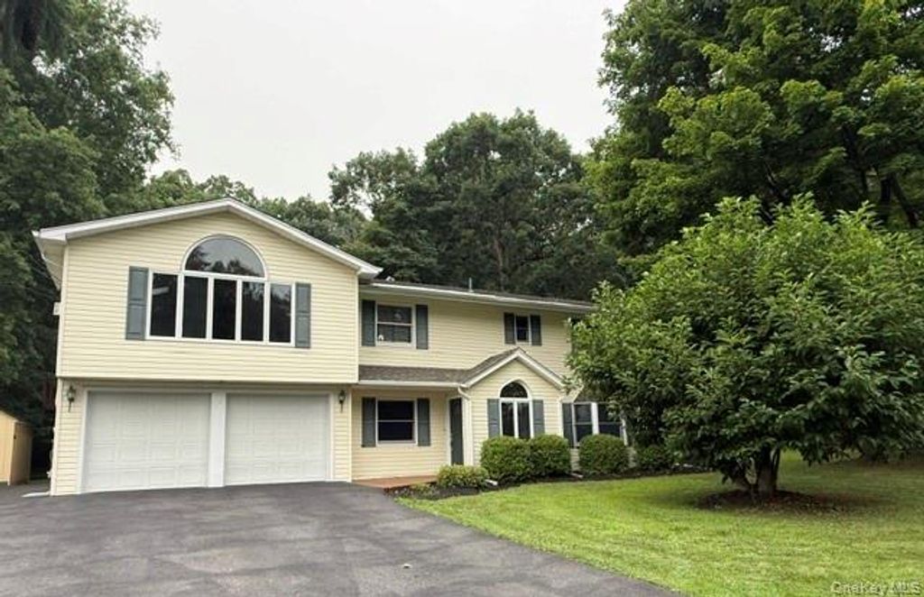 143 Pineview Avenue, Bardonia, NY 10954