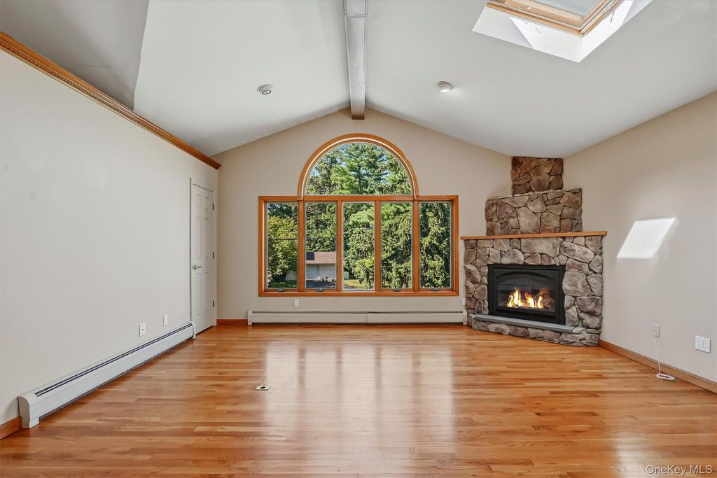 143 Pineview Avenue, Bardonia, NY 10954 — photo 5