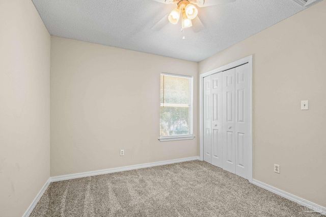 6877 Cedar Lake Dr, Pensacola, FL 32526