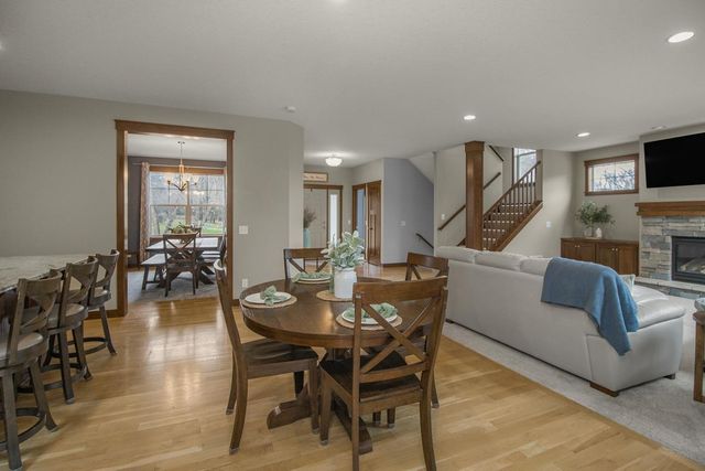 10495 Niblick Lane, Eden Prairie, MN 55347