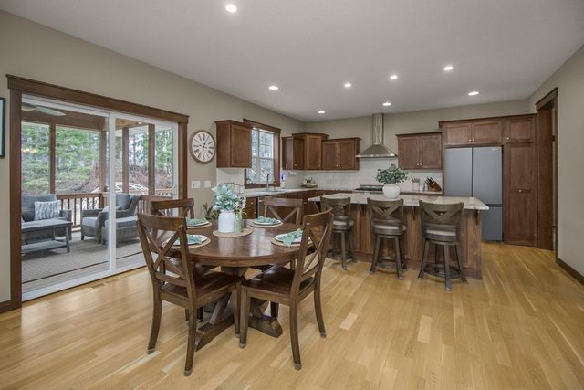 10495 Niblick Lane, Eden Prairie, MN 55347