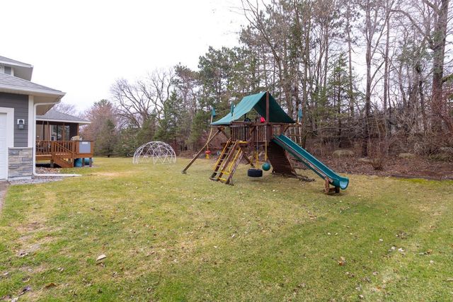 10495 Niblick Lane, Eden Prairie, MN 55347