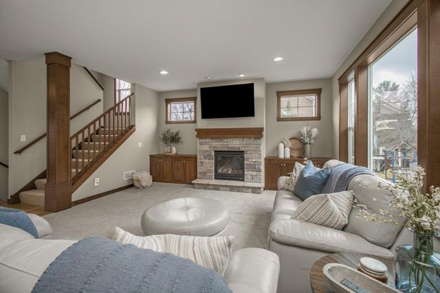 10495 Niblick Lane, Eden Prairie, MN 55347