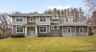 10495 Niblick Lane, Eden Prairie, MN 55347