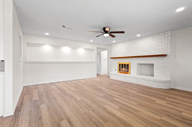 1905 Cimarron Trail, Hurst, TX 76054