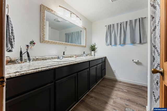 10473 Mill Creek Rd SE, Aumsville, OR 97325