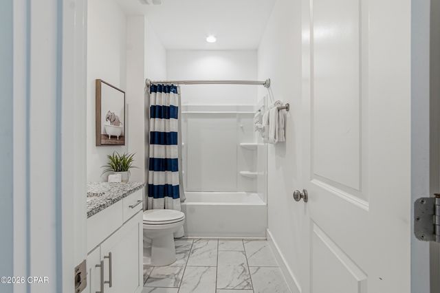 2705 Lagoon Manor Drive, Panama City, FL 32408