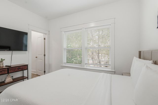 2705 Lagoon Manor Drive, Panama City, FL 32408