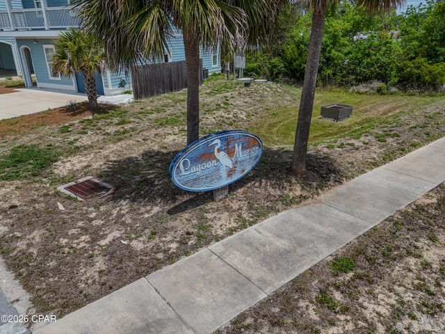 2705 Lagoon Manor Drive, Panama City, FL 32408