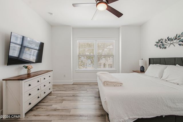 2705 Lagoon Manor Drive, Panama City, FL 32408