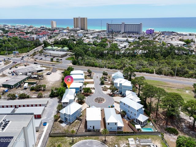 2705 Lagoon Manor Drive, Panama City, FL 32408