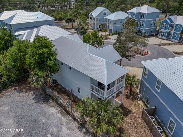 2705 Lagoon Manor Drive, Panama City, FL 32408